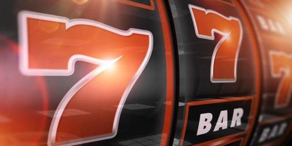 Web-Based Sportsbooks Offering Flexible Betting Markets