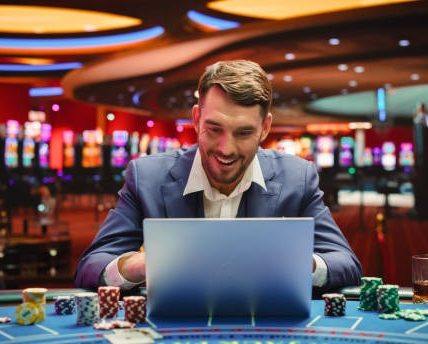 I Vantaggi di Utilizzare i Migliori Siti Poker Online